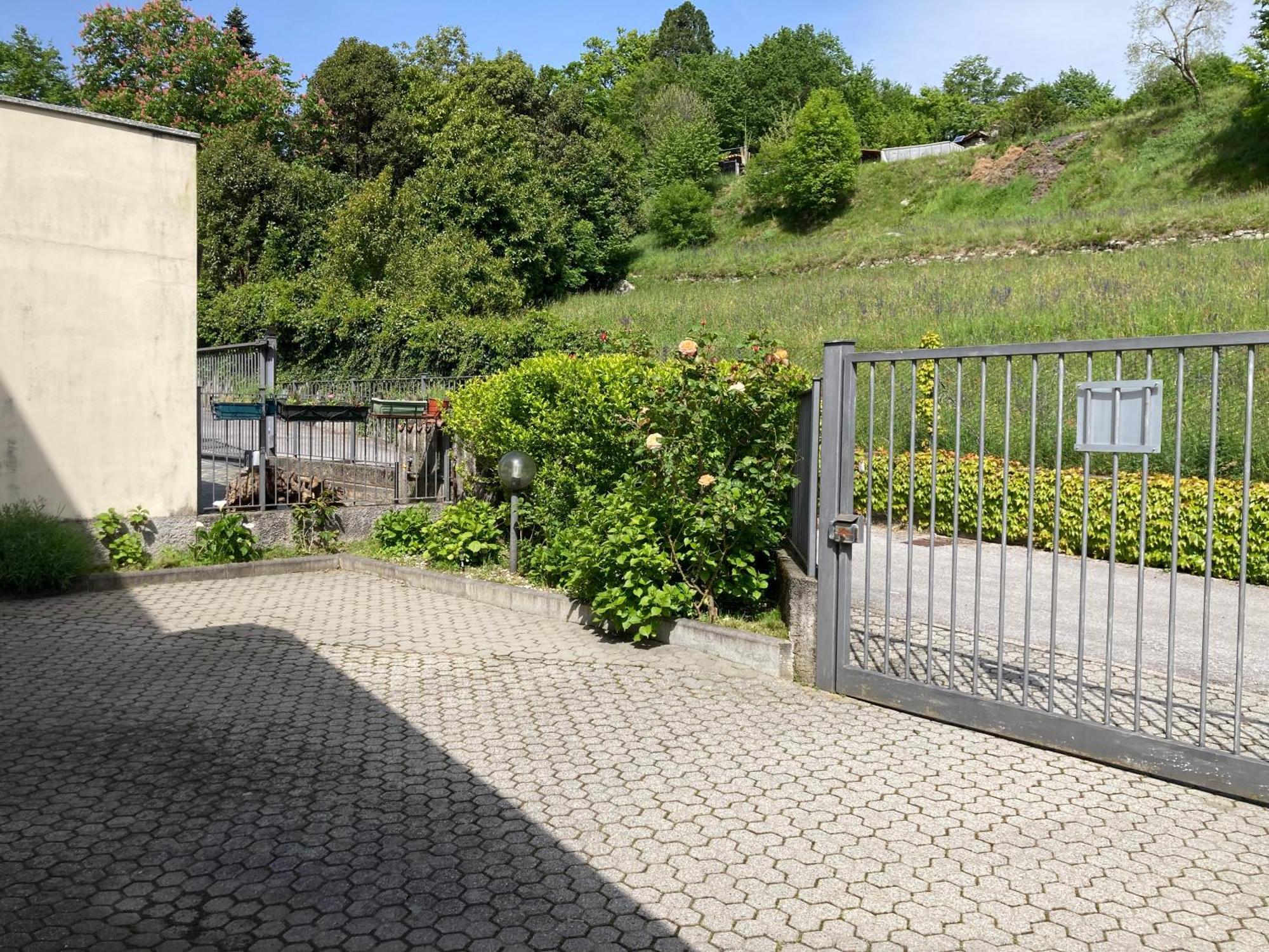 Villa Sasso Cavallo แมนเดลโล เดล ลาริโอ ภายนอก รูปภาพ
