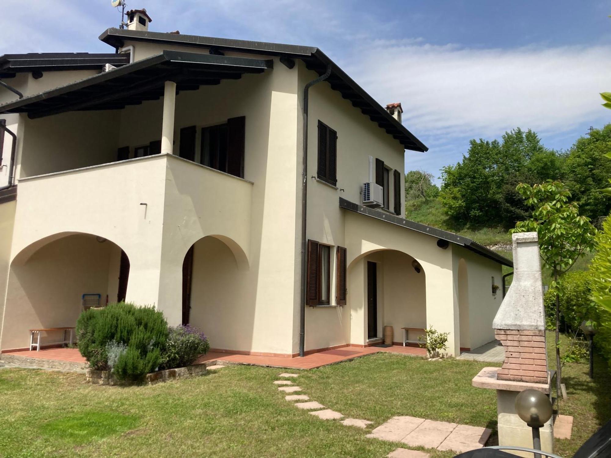Villa Sasso Cavallo แมนเดลโล เดล ลาริโอ ภายนอก รูปภาพ